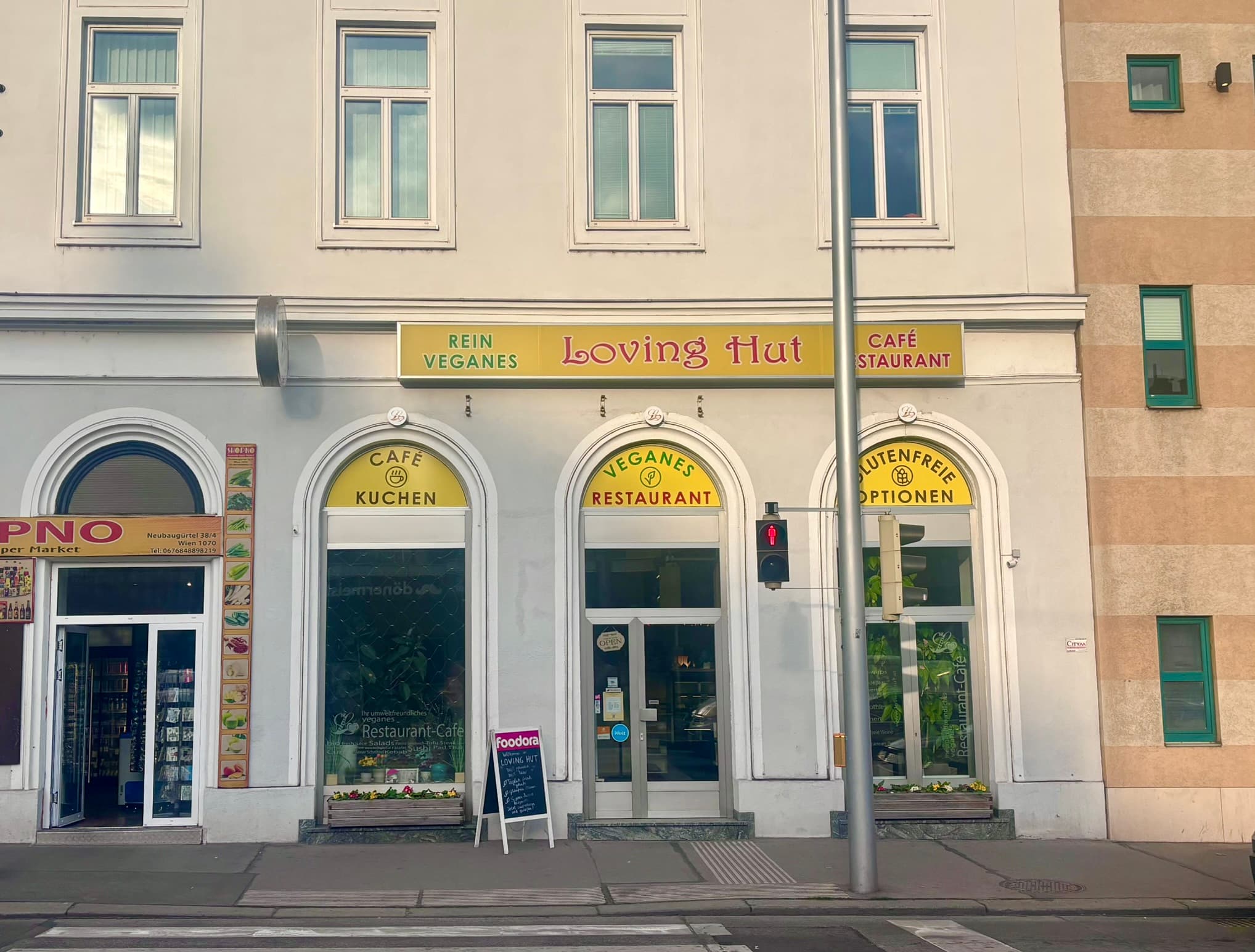Loving Hut Neubau logo