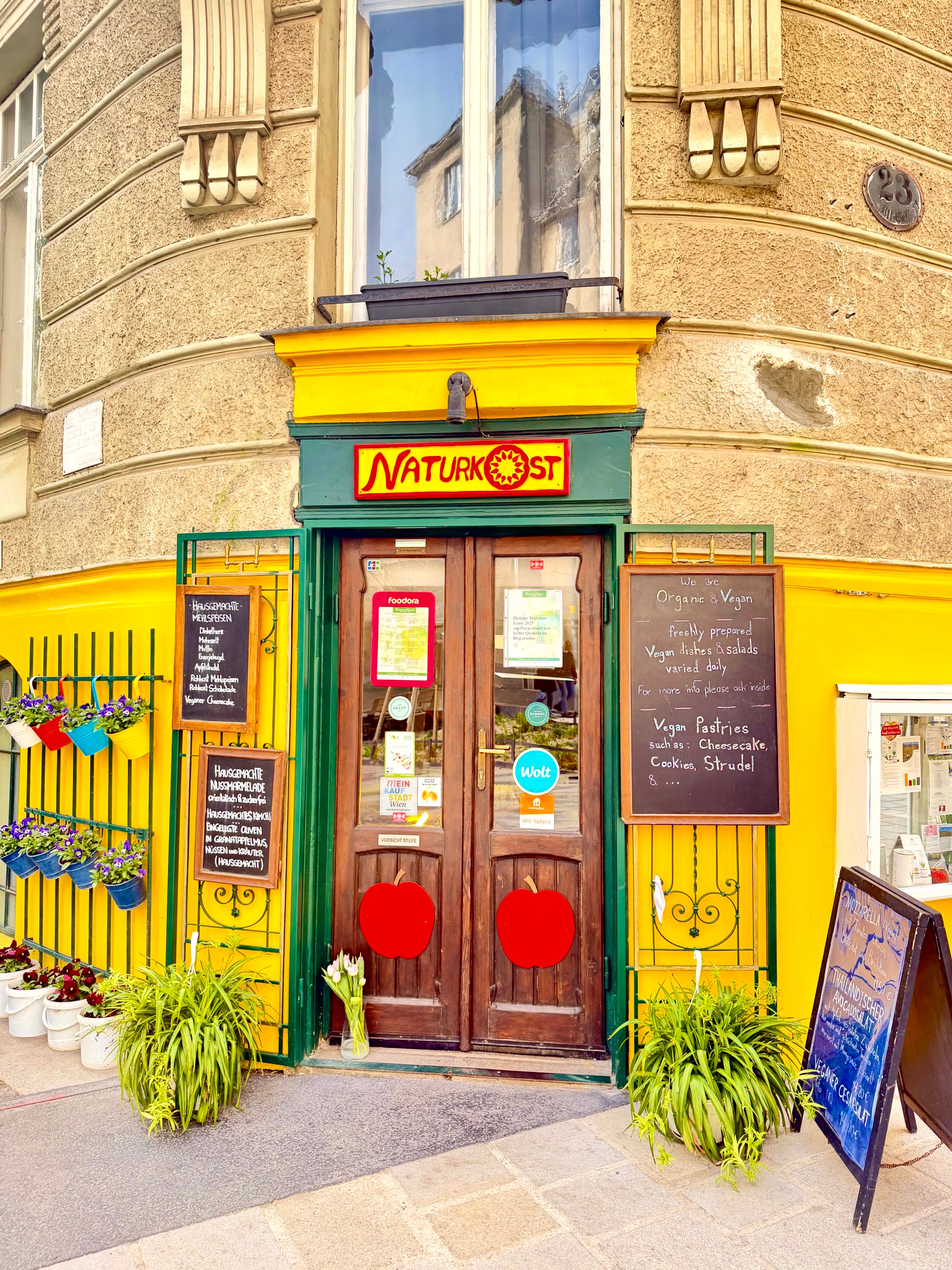 Bioparadies Naturkost exterior